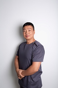 Бак Вячеслав Енчеевич. Специалисты