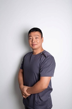 Бак Вячеслав Енчеевич. Специалисты